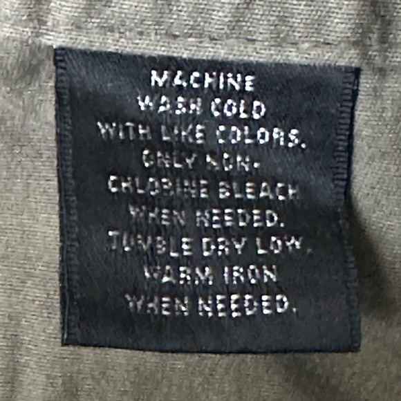 Style & Co. Women’s Olive Green Cargo Capris Size 18W - Picture 9 of 9